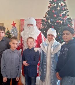 ёлка в районе 2022